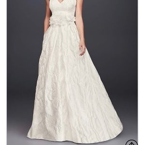 💕David’s bridal-Galina wedding dress.💕